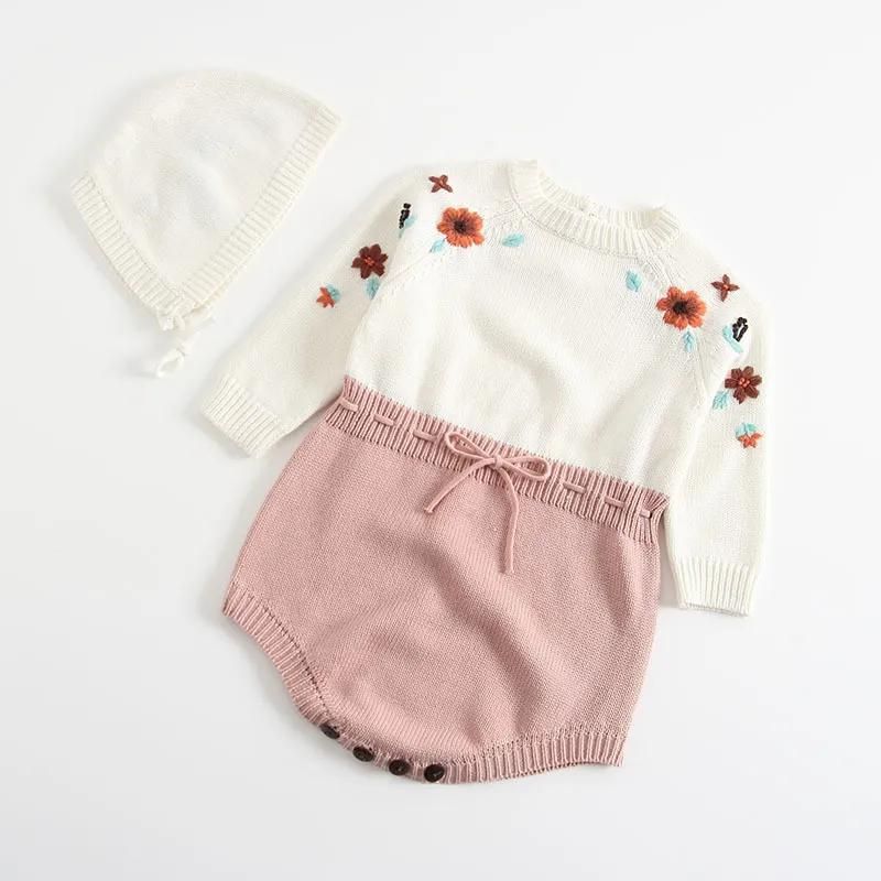 Embroidered one-piece baby body suit triangle baby girl romper