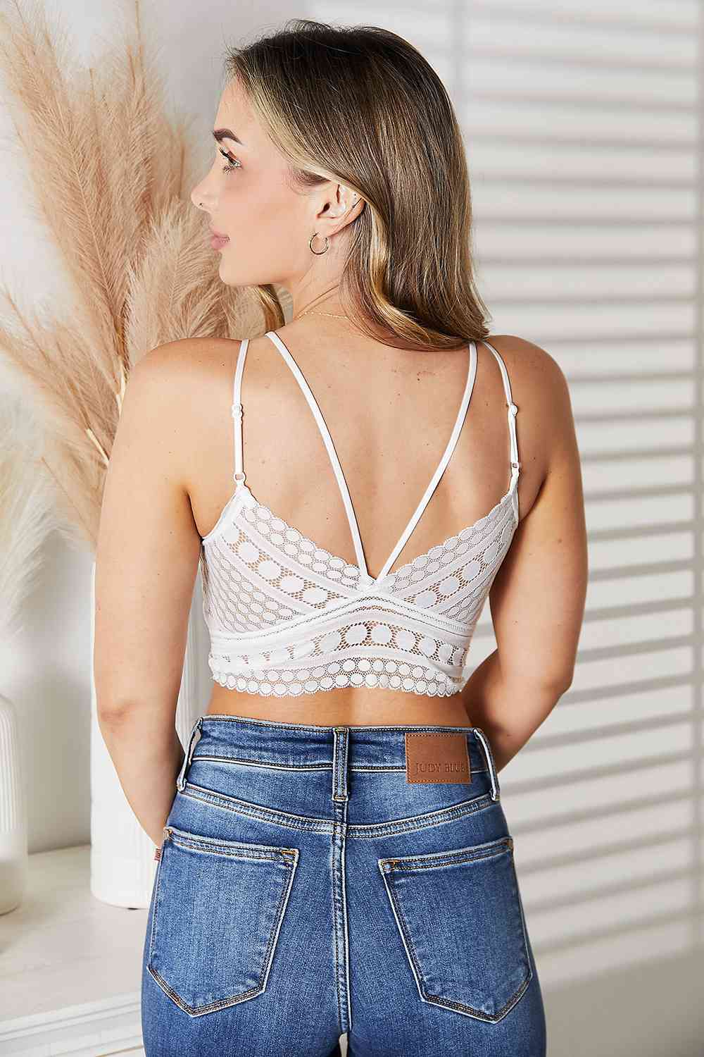 Double-Strap Sexy Lace Detail Bralette - White | Nowena