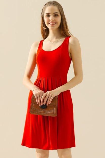 Plus Size Round Neck Ruched Sleeveless Dress with Pockets | Nowena